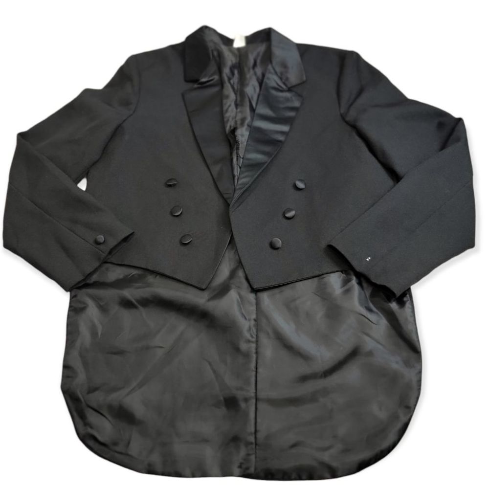 Longtail Tuxedo Jacket 18